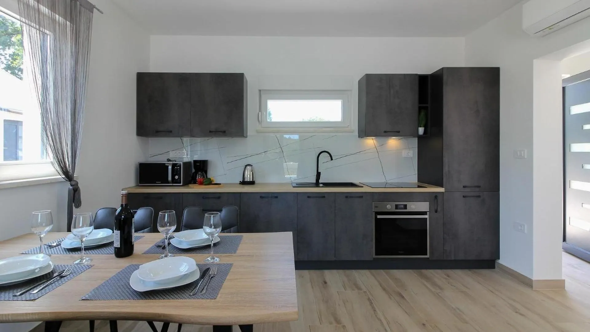 Ferienhaus Mit Privatpool Fuer 4 Personen Ca 60 Qm In Sisan, Istrien Suedkueste Von Istrien Holiday home Sisan