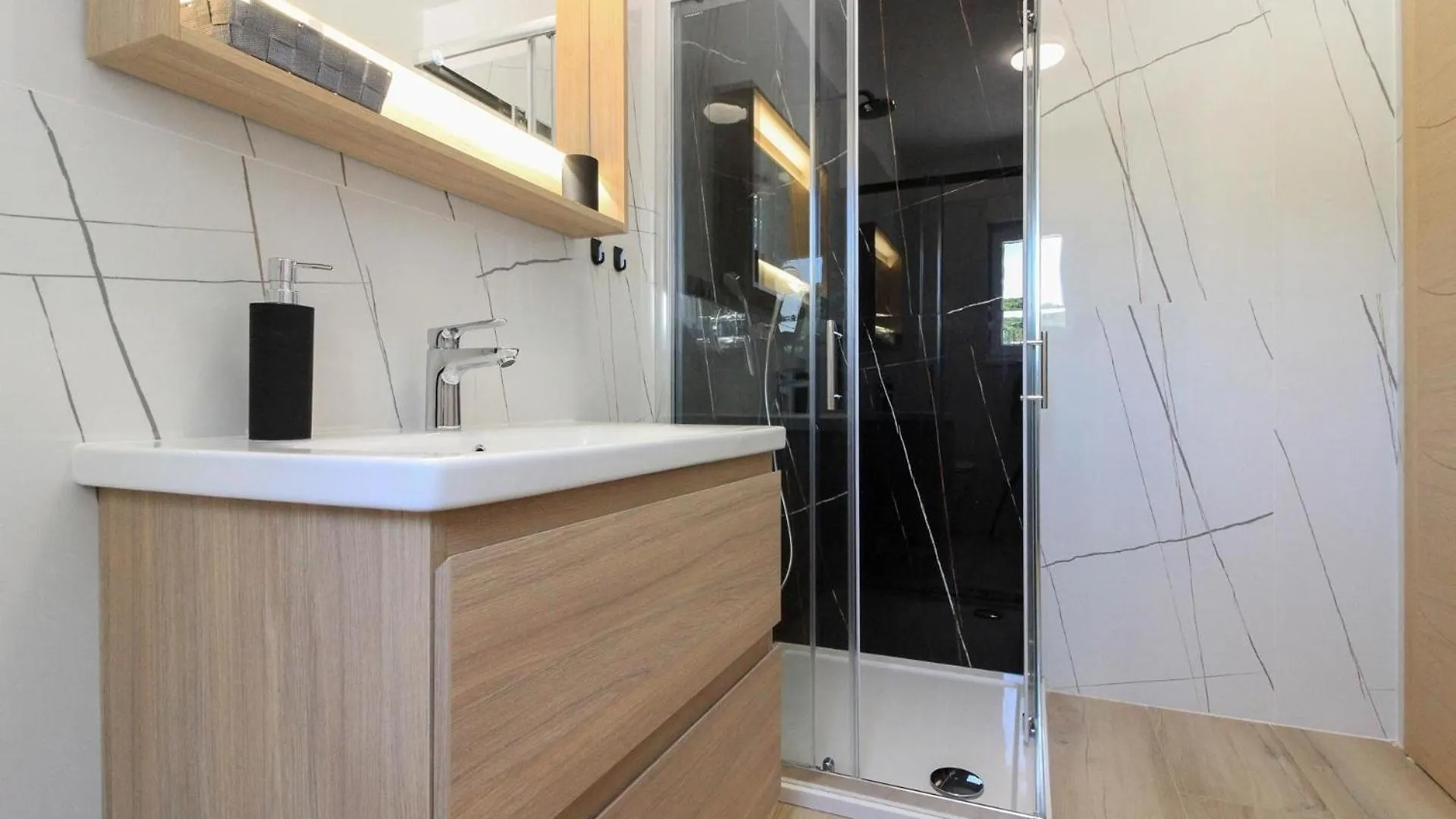 Ferienhaus Mit Privatpool Fuer 4 Personen Ca 60 Qm In Sisan, Istrien Suedkueste Von Istrien Holiday home