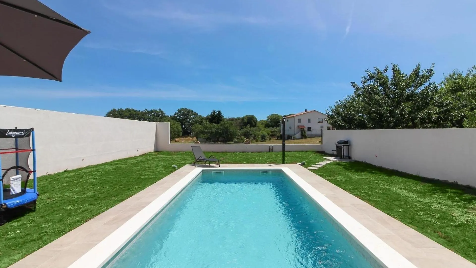 Ferienhaus Mit Privatpool Fuer 4 Personen Ca 60 Qm In Sisan, Istrien Suedkueste Von Istrien Croatia
